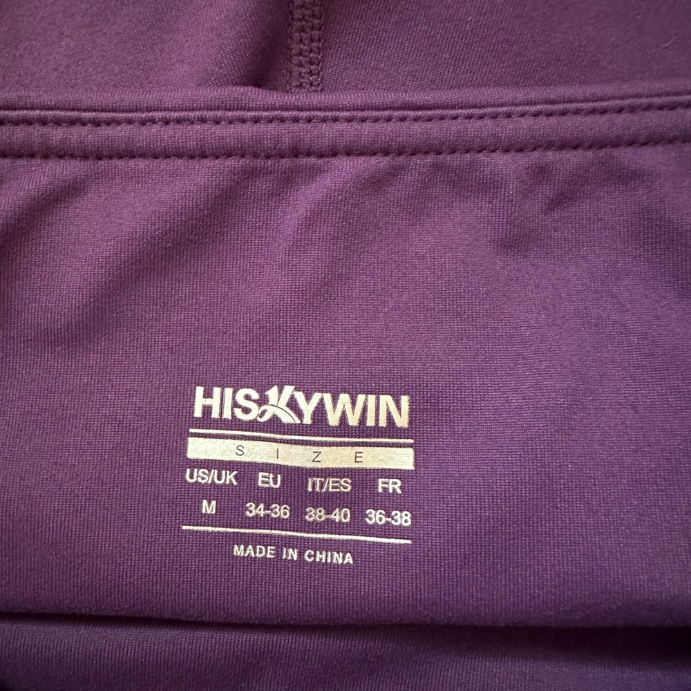 Workout shorts w/pockets-medium - Picture 3 of 3